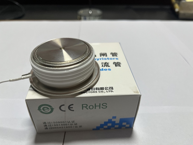 Thyristor SCR High Voltage High Current Rating Low On-state Topyro Customized Models Silicon Semiconductor Industrial Equipment
