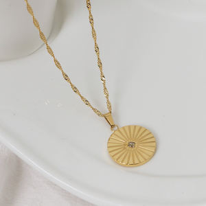Collar de cadena de cuerda torcida chapado en oro de 18k para mujer, colgante de moneda de circonia solar de acero inoxidable, joyería - Product Image 4