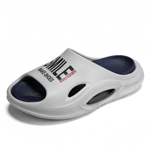 รองเท้าแตะผู้ชายนุ่มพิเศษพร้อมดีไซน์สลักรองเท้าชายหาดกลางแจ้งของผู้ชายรองเท้าแตะกันลื่นสำหรับนักเรียนรองเท้าแตะ - Product Image 1