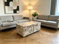 Table de rangement moderne en marbre Pierre de Pandore avec surface polie, caractéristique imperméable, design graphique pour usage intérieur domestique