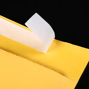 Perlengkapan pengiriman tas surat kemasan amplop empuk pembungkus gelembung Kraft dengan tombol