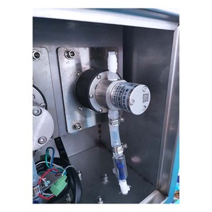 Máquina automática de llenado de líquido de vinagre de licor desinfectante de manos con Alcohol para la industria química con equipo de etiquetado de tapado - Product Image 2