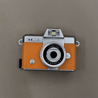 Kamera Digital Layar Lipat Mini Sensor CMOS Apertur F2.4 MicroSD Kamera Vlog Portabel Gantungan Kunci untuk Perekaman Kehidupan Sehari-hari