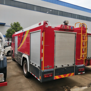 Camión de Bomberos Ligero de 8 Toneladas con Cabina de Doble Fila y Bomba para Protección Contra Incendios en Carreteras Comunitarias y Rurales - Product Image 5