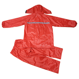 Precio <span class=keywords><strong>de</strong></span> fábrica Biker Rain Suit Adultos Bike Motorcycle Riders Capa <span class=keywords><strong>de</strong></span> <span class=keywords><strong>lluvia</strong></span> reflectante Trabajo al aire libre Impermeable <span class=keywords><strong>para</strong></span> hombres Mujeres - Product Image 2