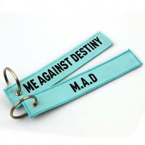 Cadena de llaves personalizada de bajo MOQ con cordón corto y tarjetero tejido - Product Image 2