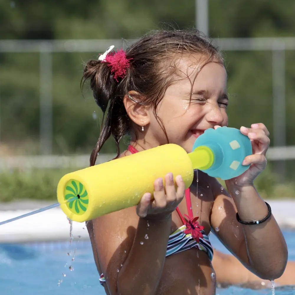 2023 kis per adulti all'ingrosso gioca a divertenti giocattoli da spiaggia in plastica cool game water foam gun