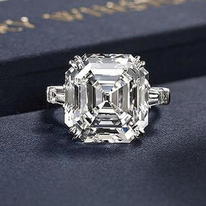 Anello con Diamante Taglio Asscher F1497, Anello di Fidanzamento Classico Naturale da Donna 1 Carato - Product Image 1