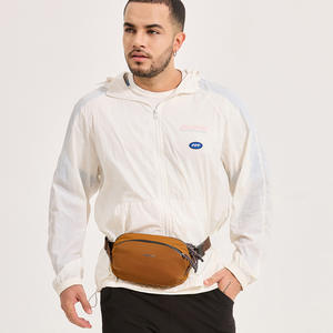 WePoeWr Bolso de pecho para hombre, de nailon, impermeable, a la moda, de color sólido, bandolera para atuendos diarios, invierno 2024 - Product Image 4