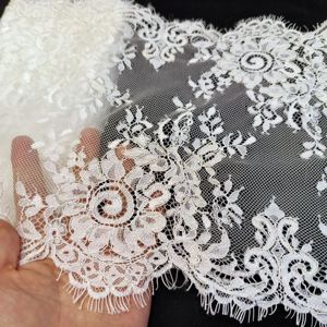 <span class=keywords><strong>Dentelle</strong></span> cordonnée faite main <span class=keywords><strong>ivoire</strong></span> brodée de 28 cm de large et 3 mètres de long pour voile de mariée et robe - Product Image 5