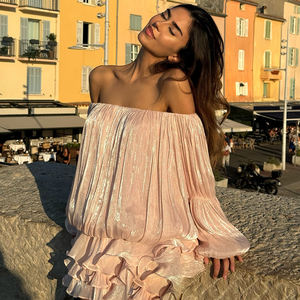 Vestido Romántico Francés con Hombros Descubiertos y Brillo para Mujer, Vestido Mini con Mangas Farol y Volantes en Capas, Estilo Elegante y Femenino - Product Image 3