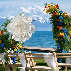 Grandi Fiori di Peonia in Carta Artistica di Alta Qualità, Fiori Bianchi Giganti per Decorazioni Matrimoniali e Vetrine - Product Image 5