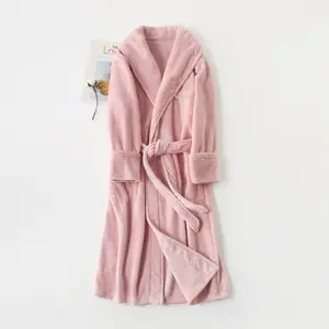 ที่กําหนดเองเย็บปักถักร้อยเสื้อคลุมอาบน้ําที่แตกต่างกันสุ่มสีทึบเสื้อคลุมอาบน้ําUnisex Flannelชุดนอนผู้หญิงขนแกะขั้วโลกนอนPijamas Robe