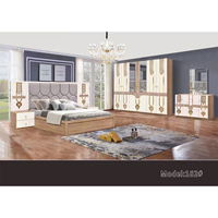Ensembles de chambre à coucher en MDF moderne Meubles de chambre à coucher avec lit de 1.8m pour meubles de maison Conception populaire