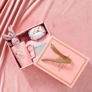 Juego de Regalo de Año Nuevo y Cumpleaños, Tazas de Café de Cerámica con Diseño Artístico Moderno, Impresión de Serigrafía Personalizada, Juego de Toallas, Recuerdo - Product Image 6