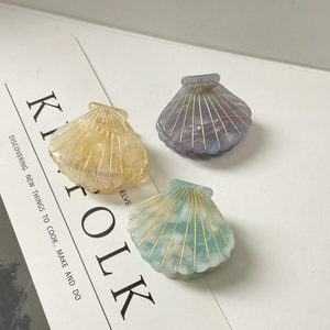 مشبك قرش مصنوع يدويًا من مادة الأسيتات بتصميم ياباني - Product Image 3