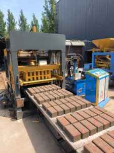 בטון חלול בטון חלול בטון מכונת ייצור לבנה אוטומטית לחלוטין מכונת להכנת - Product Image 4