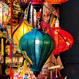 Lanterne en bambou artisanale du Vietnam, en satin, pour restaurant, fête, décoration de mariage, à suspendre, avec housse en tissu de soie DIY, colorée, vente en gros, exportation - Product Image 1