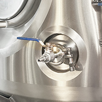 Cuve de fermentation conique en acier inoxydable de 800 L, isolée et à double enveloppe, avec trappe sans ombre pour brasserie artisanale