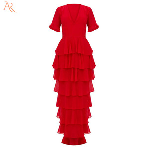 Robe longue rouge en mousseline de soie, col en V profond, à volants - Product Image 3