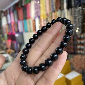 สร้อยข้อมือหินชุงไกต์ทรงกลมยืดหยุ่น ขนาด 6 มม. 8 มม. แท้จากธรรมชาติ - Product Image 4