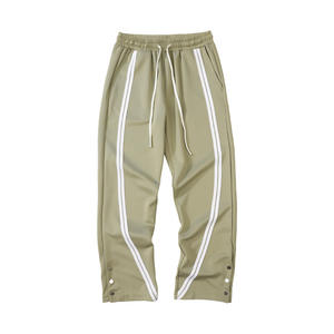 Pantalones Deportivos de Hombre de Alta Calidad, Cintura Media, Elásticos, a Rayas, Estilo Urbano, 100% Algodón, Transpirables, con Botones Personalizados y Dobladillo Abierto - Product Image 6