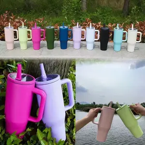 Nouveau gobelet à glace double couche 40oz personnalisé avec couvercle de paille pliable étanche tasse de voiture de boisson directe portable nouveau produit Hydrojug