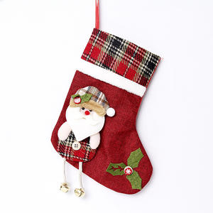 LONGSTAR Décoration de Noël Petites Chaussettes Père Noël Bonhomme de neige Chaussettes de cerf Chaussettes d'arbre de Noël Cadeaux suspendus Sacs cadeaux - Product Image 6
