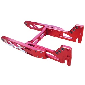 Bras oscillant en aluminium léger sur mesure usiné CNC de haute qualité pour pièces de moto Sur <span class=keywords><strong>Ron</strong></span>, argent/noir, côté droit - Product Image 3