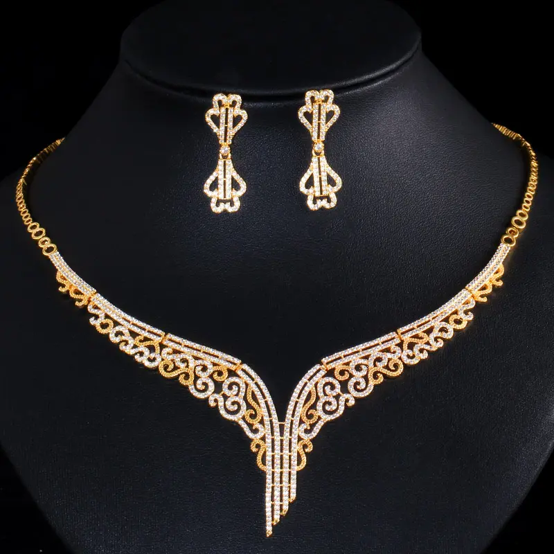 Conjunto de joias de bronze banhado a ouro 18K para mulheres, conjunto de brincos e colar de zircônia cúbica, conjunto de joias de ouro para mulheres, moda de venda imperdível