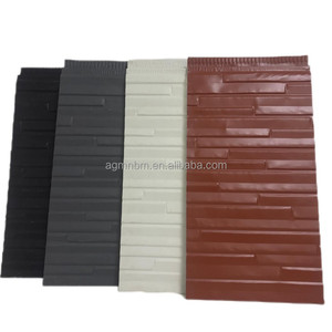 Revêtement métallique personnalisé de 16mm Panneau isolant moderne en polyuréthane sandwich en mousse <span class=keywords><strong>d</strong></span>'aluminium sculpté Mur extérieur Maisons préfabriquées - Product Image 4