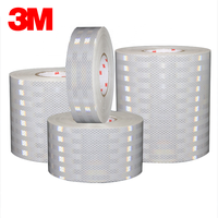 Feuille réfléchissante prismatique haute intensité 50mmX45.72M pour séries 3930 3931 3932 3935 3937, avec masquage en caoutchouc PE imperméable