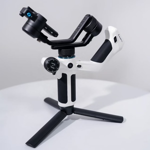 Estabilizador de Gimbal de 3 Ejes <span class=keywords><strong>Feiyu</strong></span> <span class=keywords><strong>Tech</strong></span> SCORP Mini <span class=keywords><strong>2</strong></span> Universal para Teléfono y Cámara de Acción, Compatible con Cámaras DSLR - Product Image 1