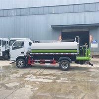 Bon marché Prix 5m ³ 5000L 4x2 4x4 diesel Réservoir d'eau Arroseur Camion Pulvérisation d'eau Véhicule Chariot d'arrosage à vendre