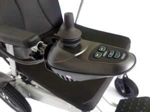 รถเข็นไฟฟ้าพับกลับได้น้ำหนักเบาใช้ทางการแพทย์สำหรับผู้สูงอายุแบตเตอรี่ลิเธียมควบคุมระยะไกล - Product Image 3