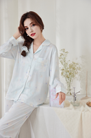 Vente en gros en usine New Eden Fruit schéma de couleurs pour les filles Satin Pjs personnalisé ensemble de vêtements de nuit longs et courts pour les sorties