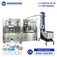 Navan Automatische Hoge-Snelheid 3-in-1 Etiketteer- & Vulmachine voor Zuiver Water & Sterke Dranken 16000-17000 BPH 220V-480V Hoge Precisie