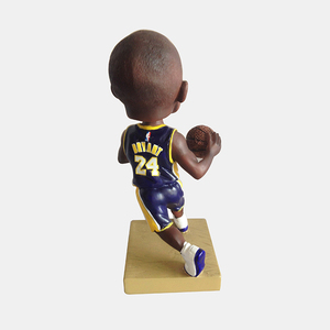 Tùy chỉnh nhựa cầu thủ bóng rổ bobblehead KOBE BRYANT Bobble đầu cho món quà lưu niệm bức tượng nhỏ món quà nhựa Bobble đầu - Product Image 2