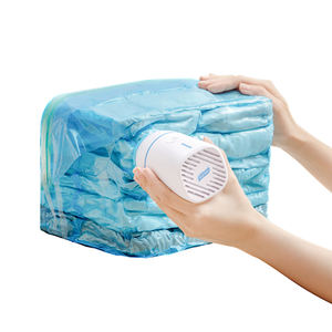 Sacchetto di Compressione <span class=keywords><strong>Sottovuoto</strong></span> Portatile di Alta Qualità <span class=keywords><strong>per</strong></span> <span class=keywords><strong>Vestiti</strong></span> con <span class=keywords><strong>Pompa</strong></span> Elettrica Automatica Bianca - Product Image 2