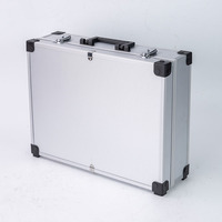 Boîte à outils en aluminium pour réparation de moto, personnalisable, OEM, avec panneau MDF, légère et portable, pour le rangement des outils