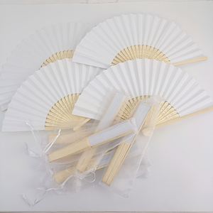 Éventail pliant japonais portable en bambou de 21 cm, peint sur mesure, pour mariages, cadeaux de mariage japonais pour invités - Product Image 3
