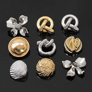 Usine de boutons KUNSHUO, boutons personnalisés, coquille de conque, étoile de mer, forme irrégulière, boutons en métal pour vêtements pour femmes - Product Image 2