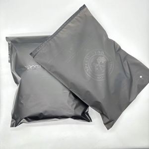 Custom LOGO Matte Black Mailer Poly Shipping Mailer for Clothing Mailing Bags Biodegradable Courier Bag - Product Image 4