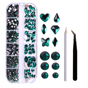 Piedras de Cristal para Uñas, 12 Rejillas, Diamantes AB de Fondo Plano, Formas Especiales, Set de Manicura con Pinzas y Lápiz de Perforación - Product Image 3