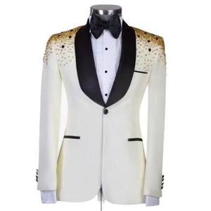 Completo da Uomo Personalizzato con Giacca Blazer con Risvolto in Cristallo e Pantaloni Neri per Cerimonie Formali e Matrimoni - Product Image 3