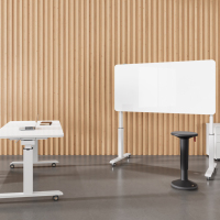 Bureau d'entraînement robuste réglable en hauteur 120 kg avec surface tableau blanc PET, poste de travail mobile pour bureau