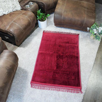 Anti-Rutsch-Teppich Weicher, seidig, glatter, synthetischer Teppich für Schlafzimmer Shaggy Carpet Exquisiter tragbarer Moschee teppich Hochwertig nach Maß