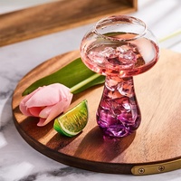 Verres à jus transparents uniques en gros, 8,5 oz, verre à cocktail créatif en forme de champignon