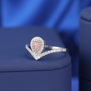 Anillo de Diamante Rosa Cultivado en Laboratorio en Forma de Pera de Oro de 18K, Doble Halo en Forma de V con Diamantes Blancos Cultivados en Laboratorio, Joyería de Compromiso para Mujer - Product Image 3