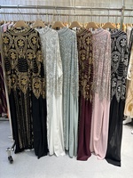 Robe longue musulmane de style Dubaï pour femme, idéale pour l'Aïd et les mariages, Kaftan de soirée de luxe ODM blanc et or perlé, fait main, modeste, pour le Moyen-Orient
